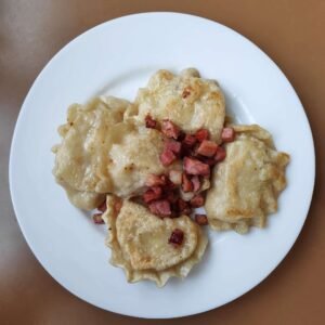 RAVIOLI RICOTTA, MIELE E NOCI