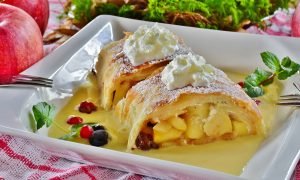 STRUDEL DI MELE E MIELE