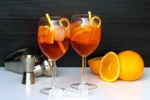 SPRITZ ARANCIA E GOCCE DI MIELE