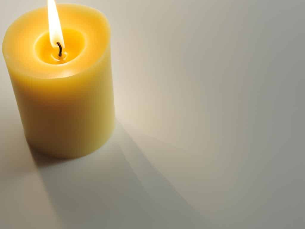 candele di cera d'api e paraffina candele di cera d'api e paraffina